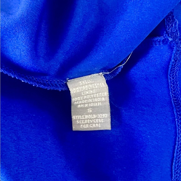 Top- small - Picture 6 of 10